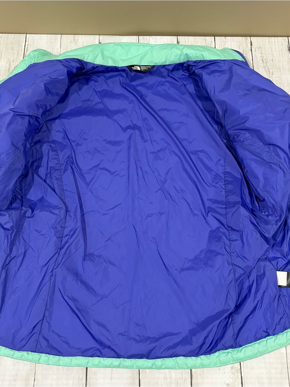 North Face Women's Bombay Puffer Jacket Mint Green Large - Picture 7 of 13